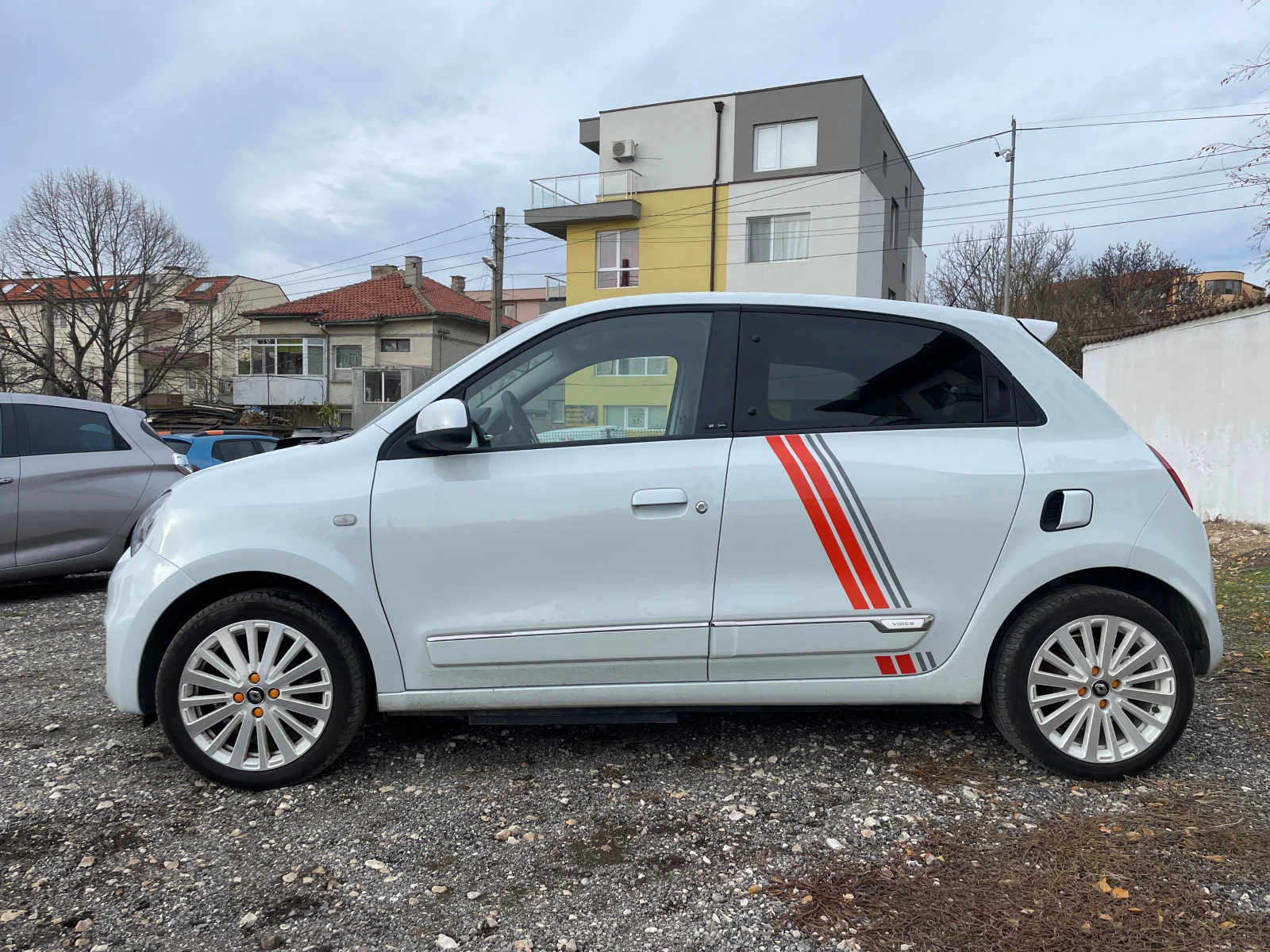 Renault Twingo Vibes - изображение 2