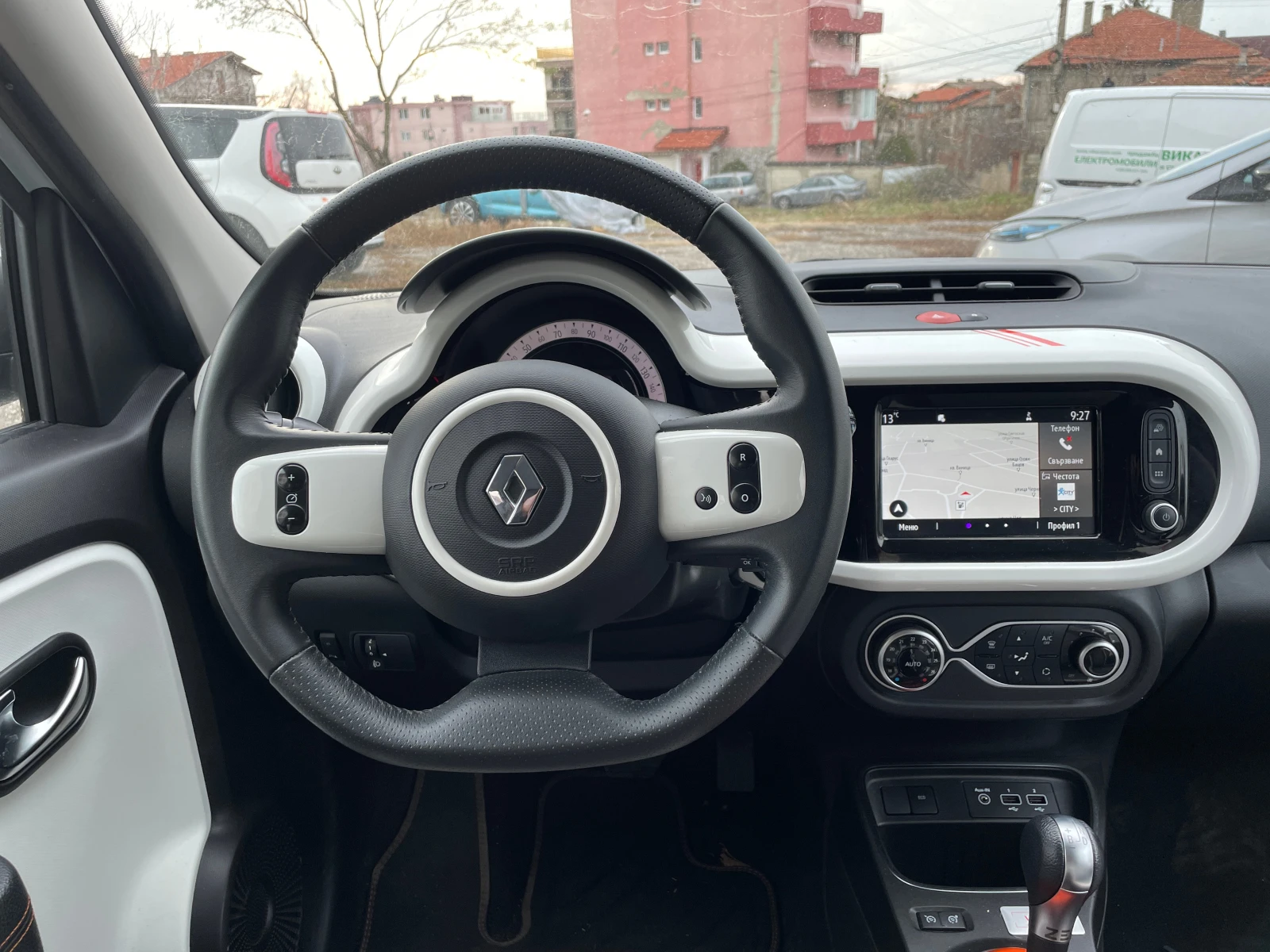 Renault Twingo Vibes - изображение 9