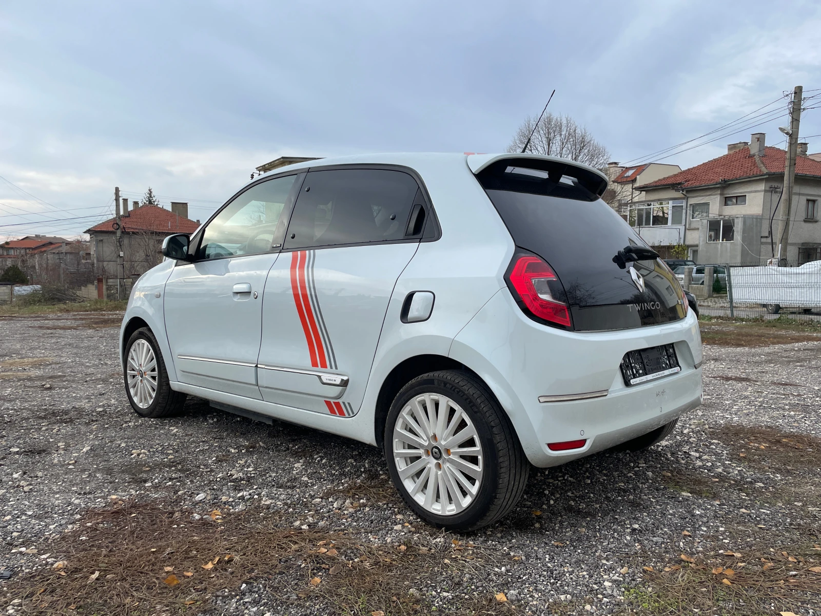 Renault Twingo Vibes - изображение 3