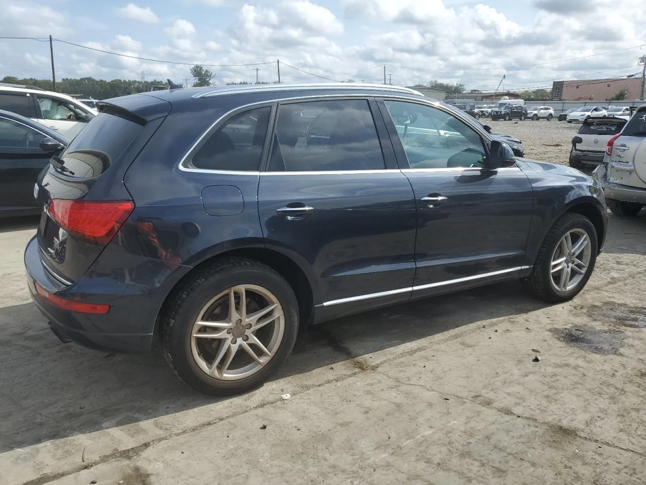 Audi Q5 2.0T QUATTRO PREMIUM - изображение 3