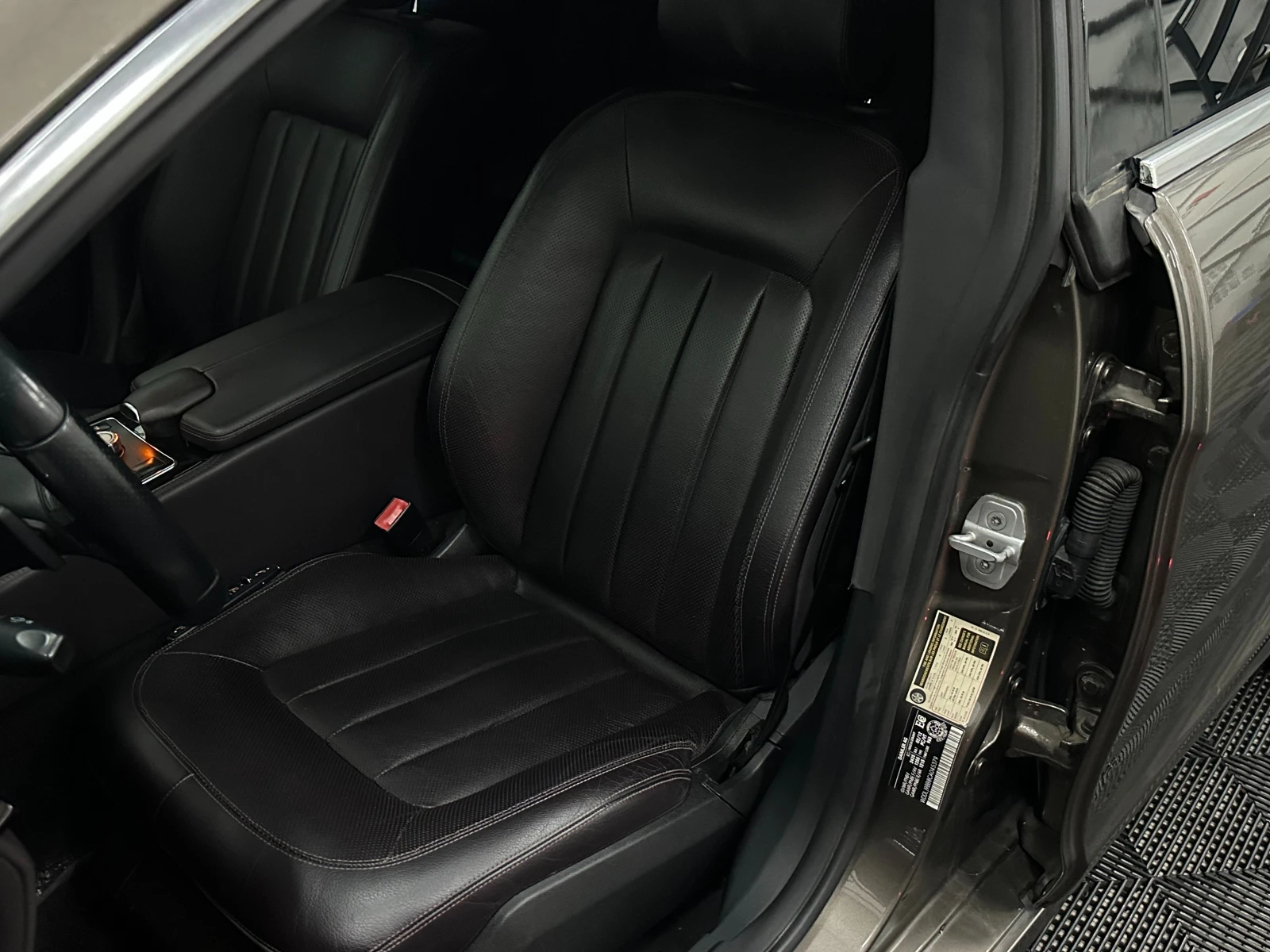 Mercedes-Benz CLS 550 AMG* �����* ���������* ������� | Mobile.bg � ����������� 16
