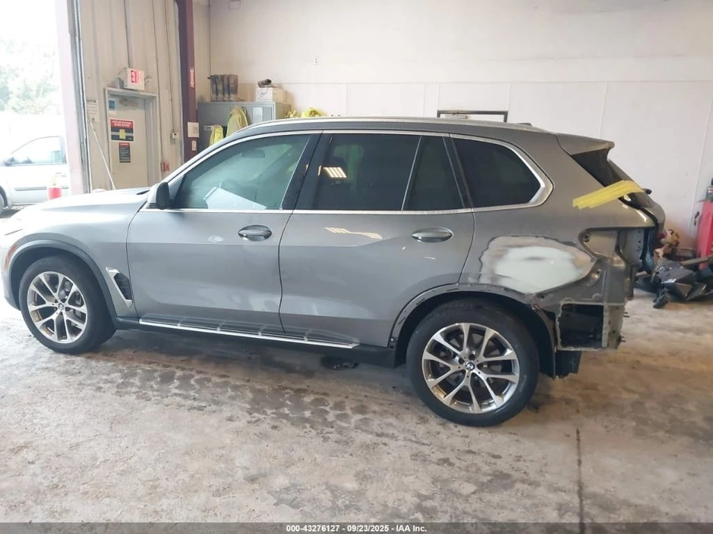 BMW X5 * XDRIVE40I * CARFAX *    | Mobile.bg   14