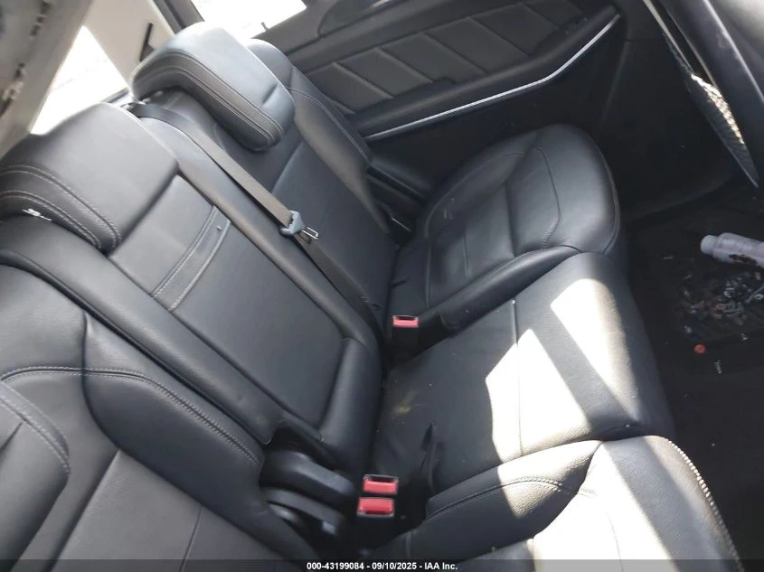 Mercedes-Benz GL 550 AMG PACK/360/DIS/PANO/ПАМЕТ/ПОДГРЕВ/ОБДУХВАНЕ - изображение 9