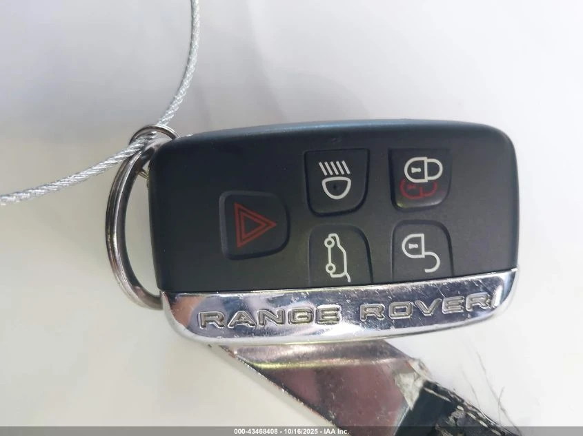 Land Rover Range rover 3.0L V-6 DI, DOHC, VVT, SUPERCHARGER, 340HP 4X4 - изображение 3