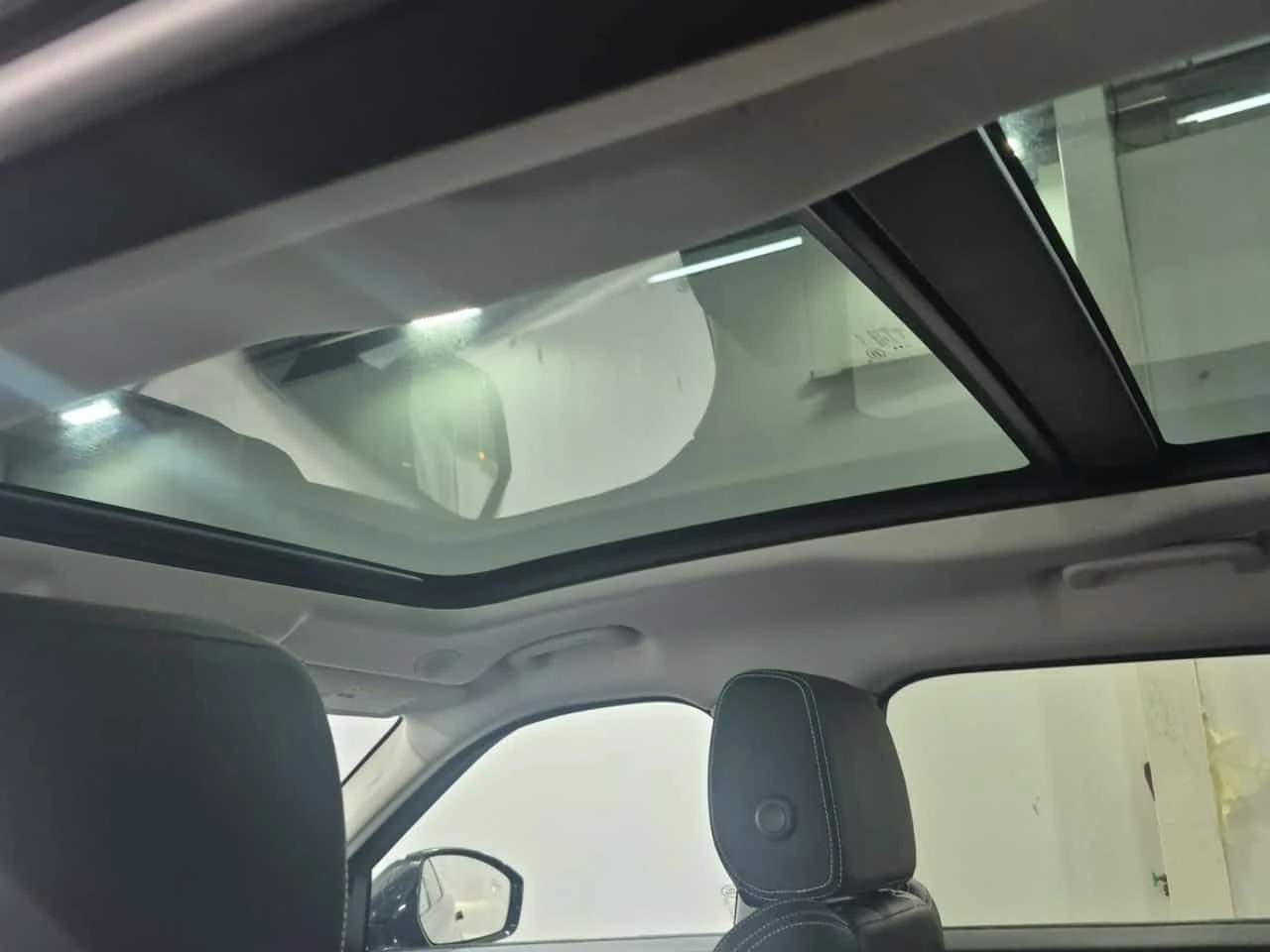 Land Rover Range Rover Velar S  CARFAX | Mobile.bg � ����������� 13