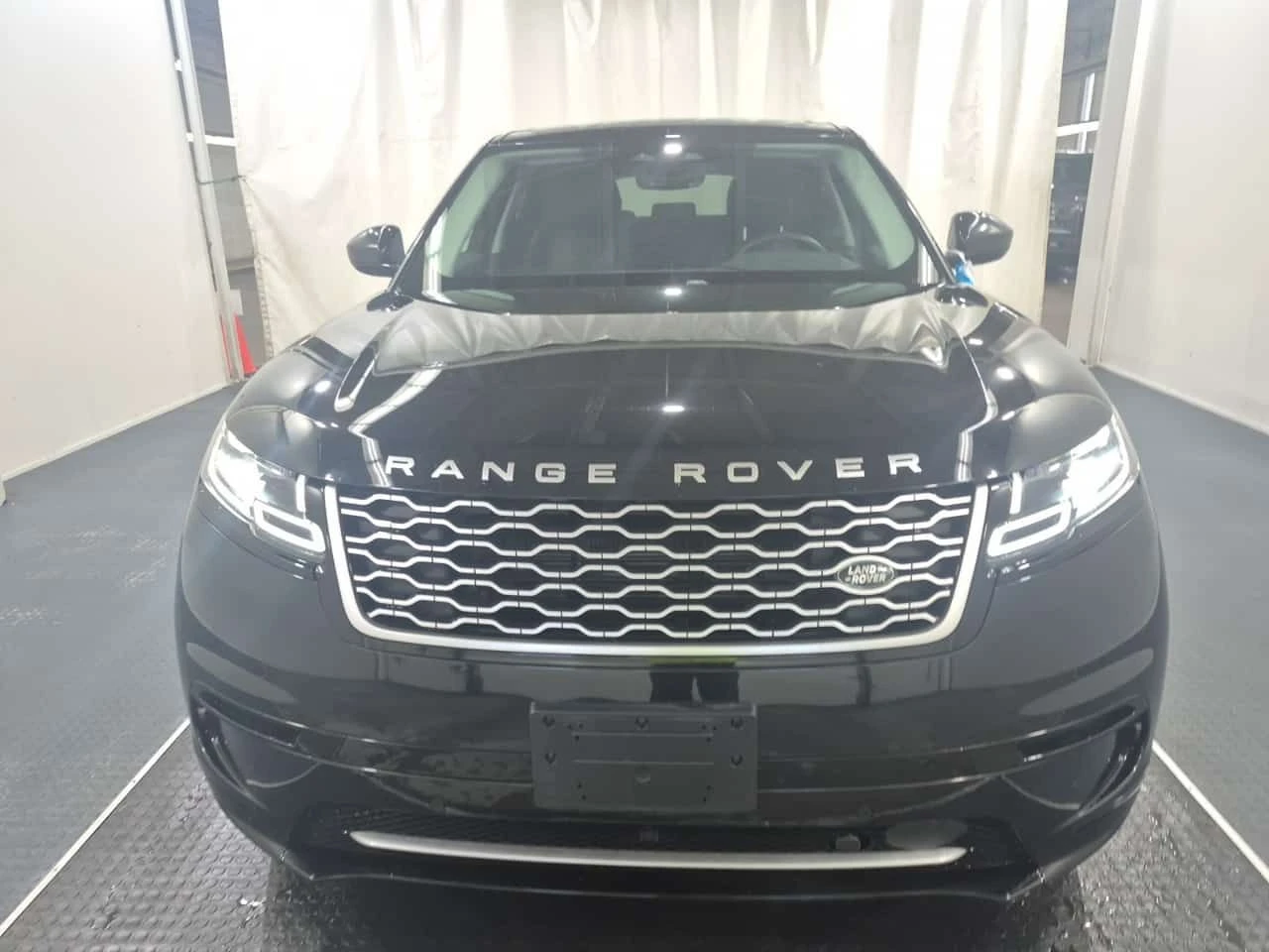 Land Rover Range Rover Velar S  CARFAX - изображение 7