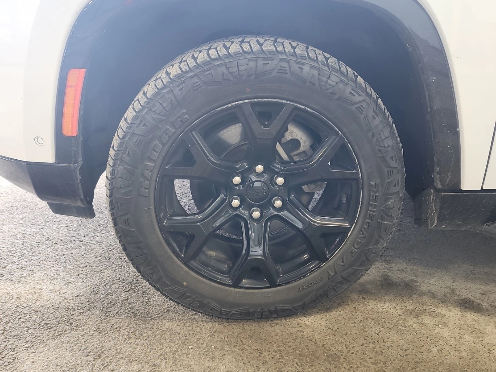 Jeep Avenger 3L 6cyl 4WD | Mobile.bg � ����������� 6