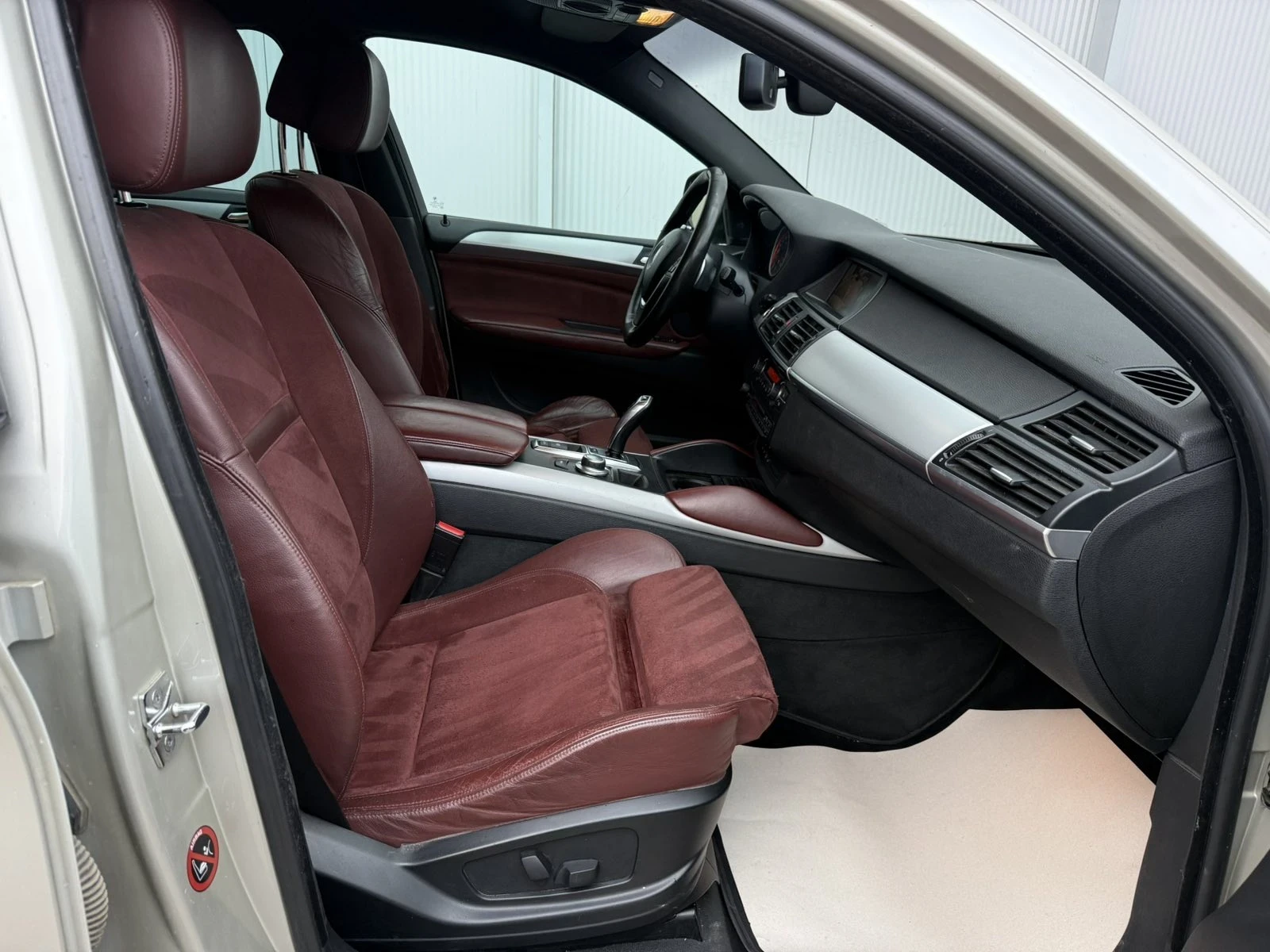 BMW X6 3.0D 235KC, снимка 9 - Автомобили и джипове - 54047876