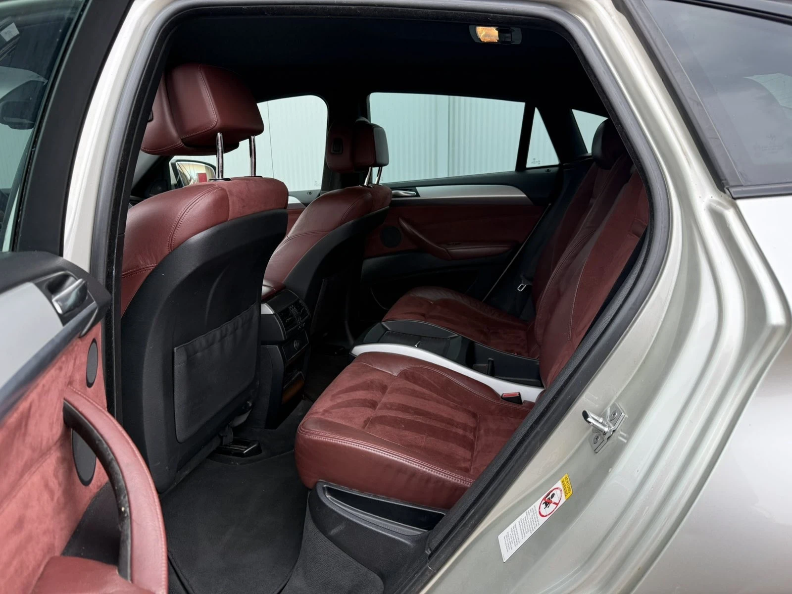 BMW X6 3.0D 235KC, снимка 11 - Автомобили и джипове - 54047876