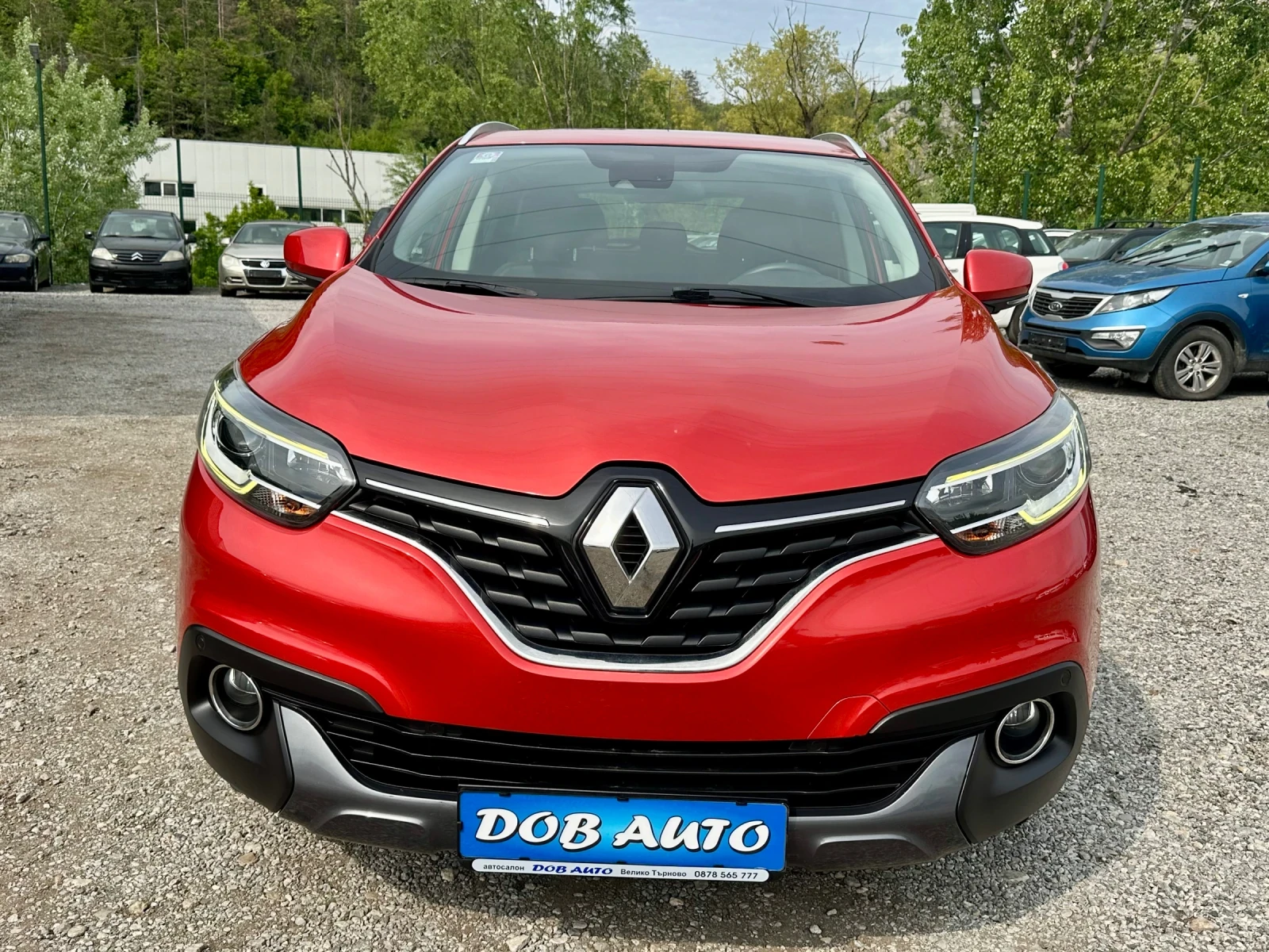 Renault Kadjar 1.5DCI-KEYLESS GO-LED-НАВИ-САМОПАРКИРАНЕ-КАМЕРА., снимка 2 - Автомобили и джипове - 54362269