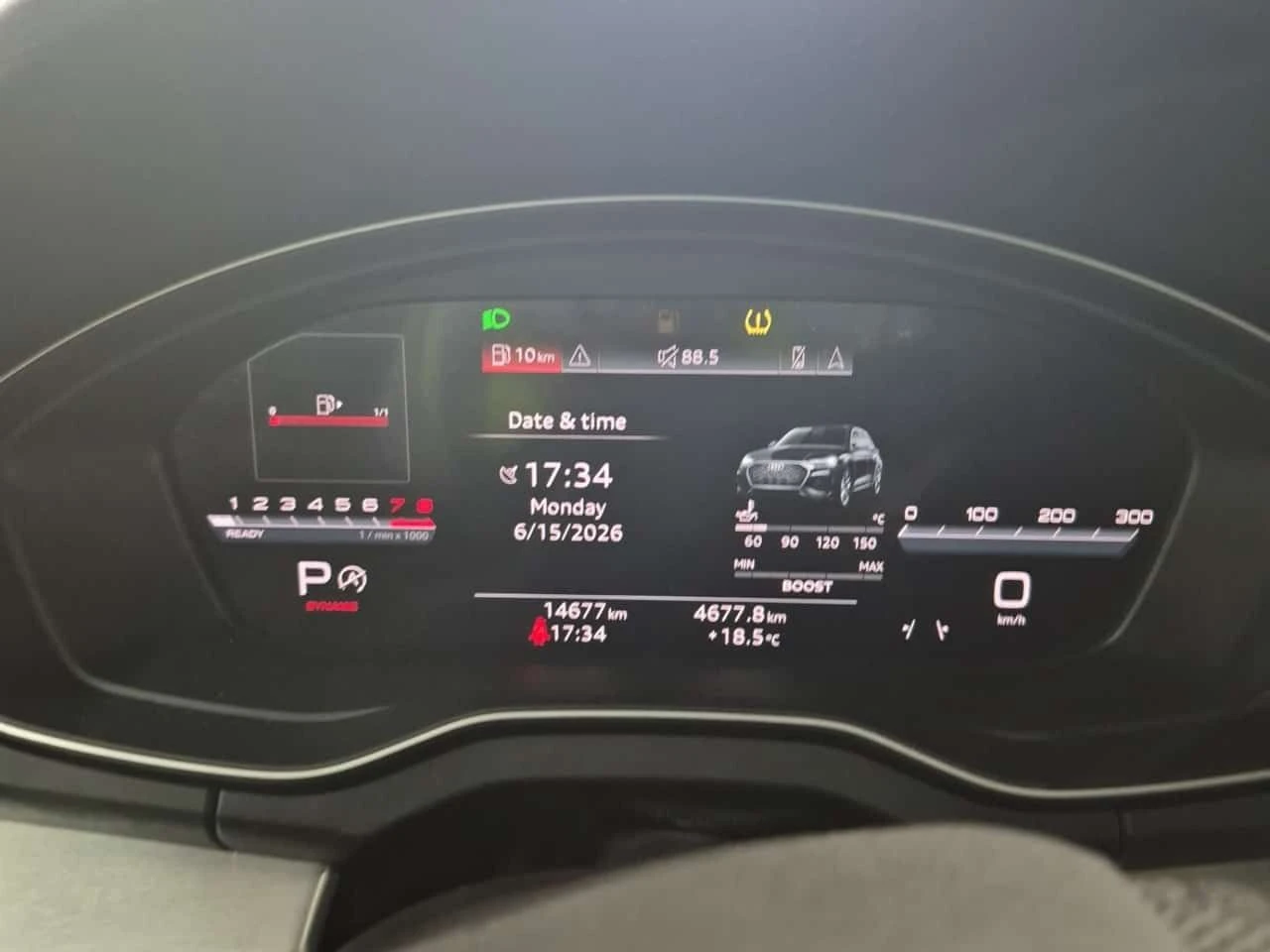 Audi SQ5  PROGRESSIV | PANO | LED | DISTRONIC | 2 КЛЮЧА , снимка 11 - Автомобили и джипове - 55052594