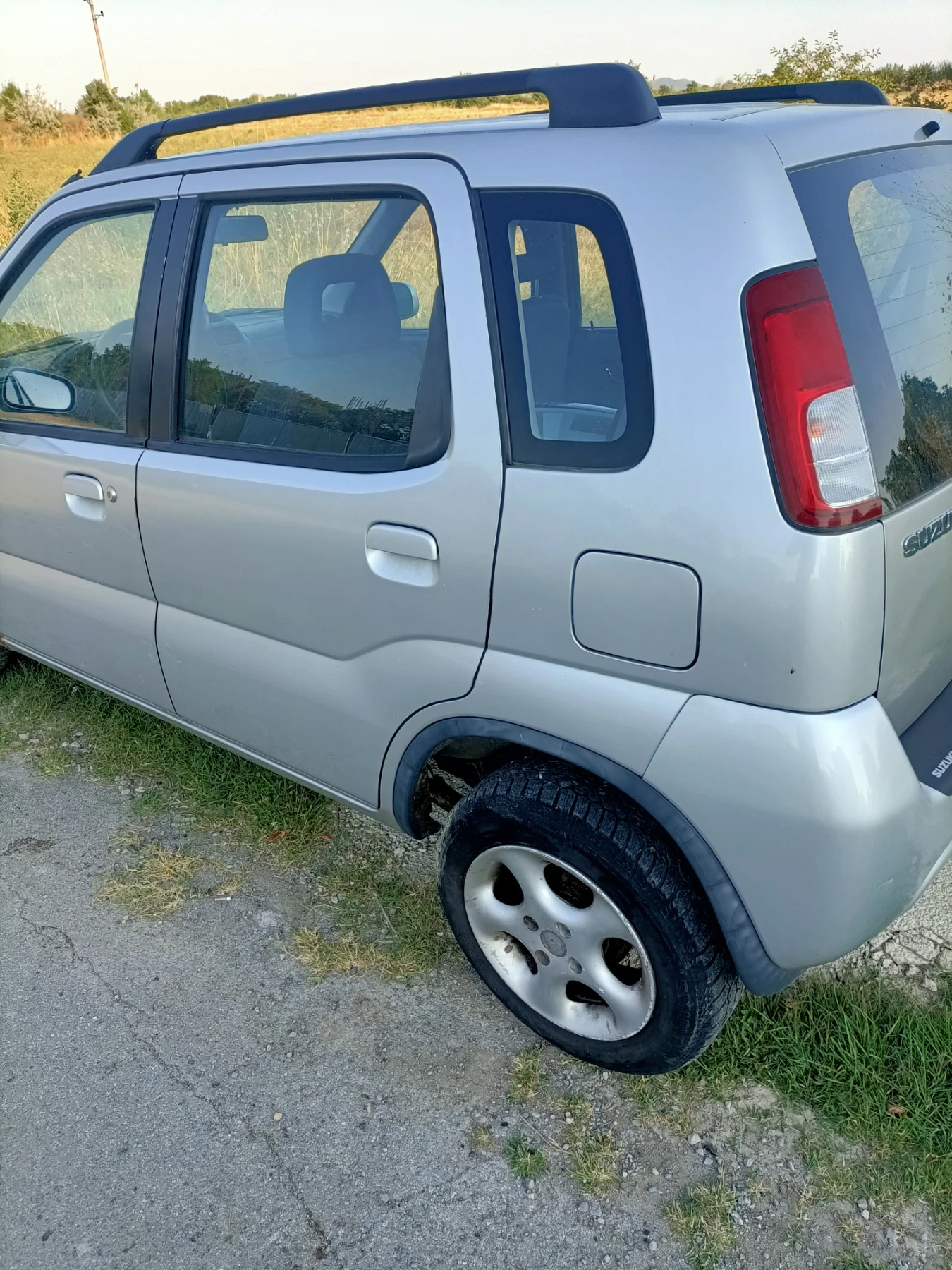 Suzuki Ignis, снимка 4 - Автомобили и джипове - 55961271