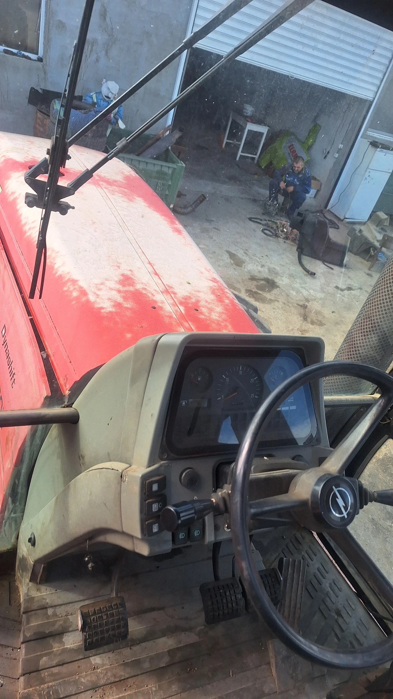 Трактор Massey 8160 - изображение 5