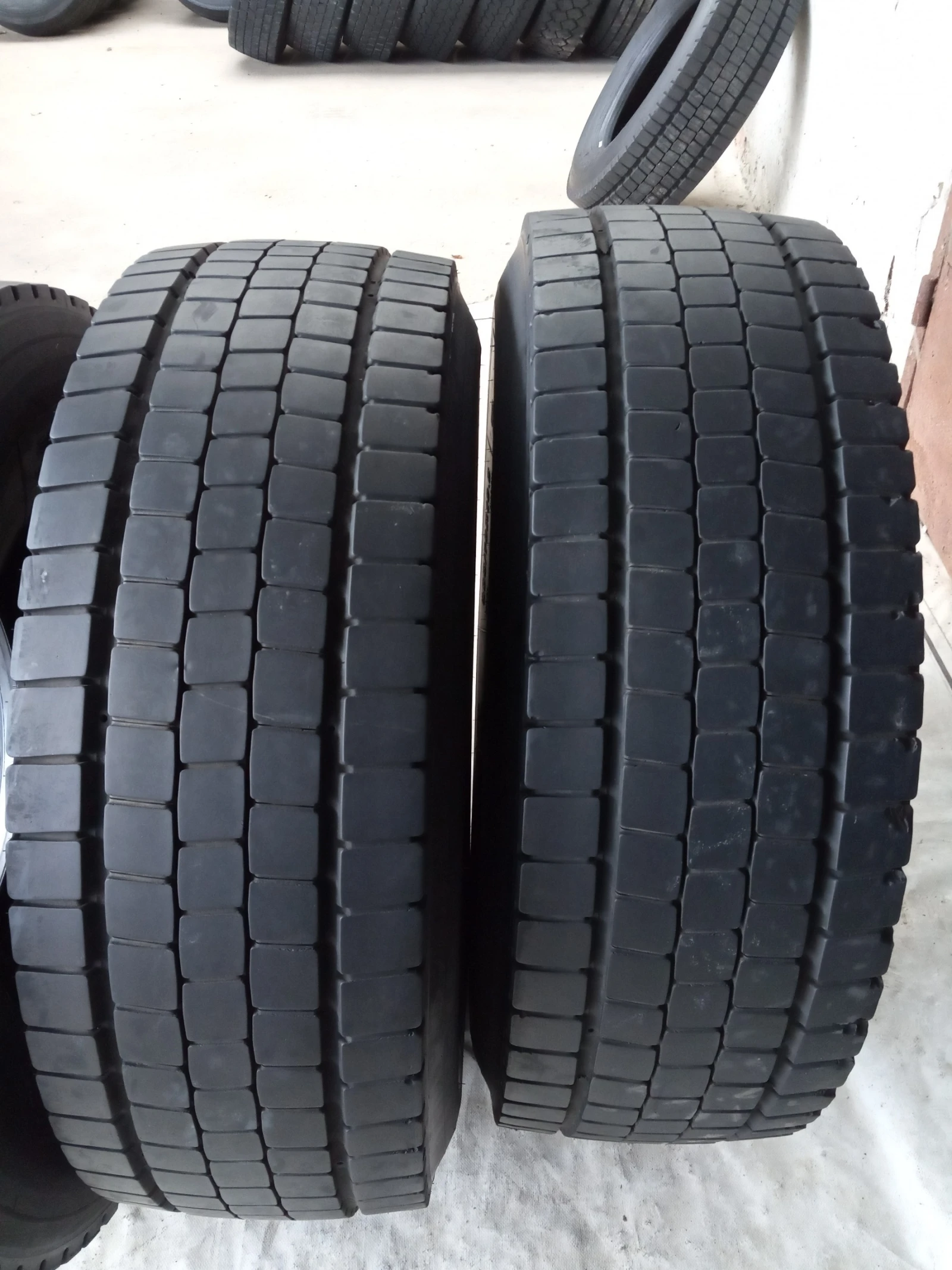  305/70R19.5 | Mobile.bg   3