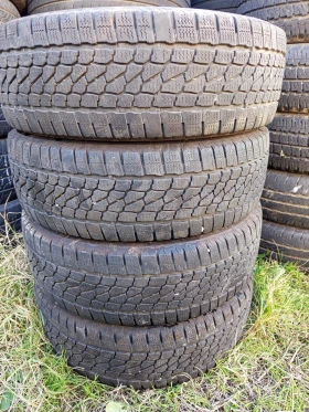      215/70R15