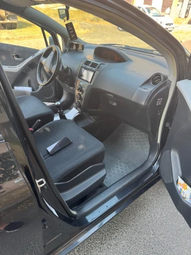 Toyota Yaris, снимка 2