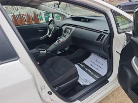 Toyota Prius ХИБРИД* ФЕЙСЛИФТ* ГАРАНЦИЯ 3 МЕСЕЦА* , снимка 11