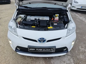 Toyota Prius ХИБРИД* ФЕЙСЛИФТ* ГАРАНЦИЯ 3 МЕСЕЦА* , снимка 13