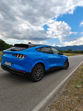 ����� �� �������� �� Ford Mustang Mach-E  Extended Range GT Performance Edition AWD 