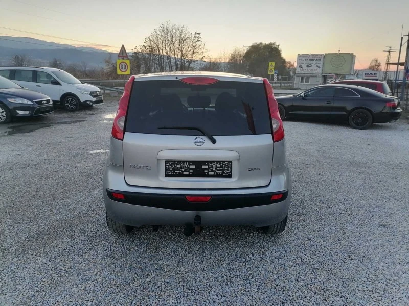 Nissan Note 1.4, снимка 8 - Автомобили и джипове - 47292107