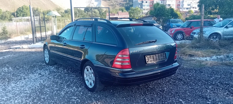 Mercedes-Benz C 220 2.2TDI, снимка 7 - Автомобили и джипове - 47456077