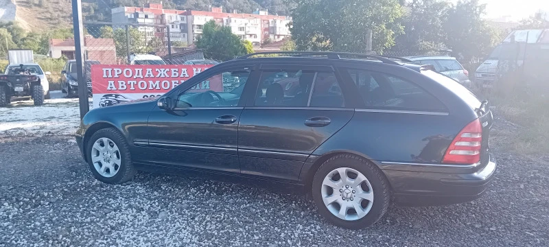 Mercedes-Benz C 220 2.2TDI, снимка 4 - Автомобили и джипове - 47456077