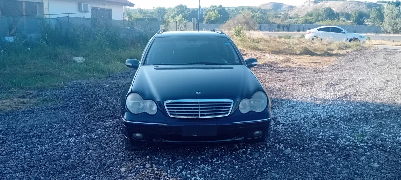 Mercedes-Benz C 220 2.2TDI, снимка 2 - Автомобили и джипове - 47456077