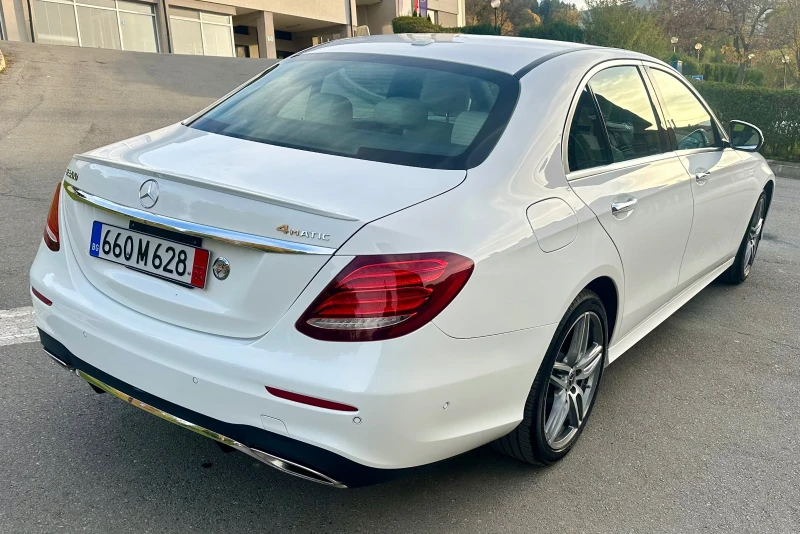 Mercedes-Benz E 300 4 matic, снимка 5 - Автомобили и джипове - 47908349