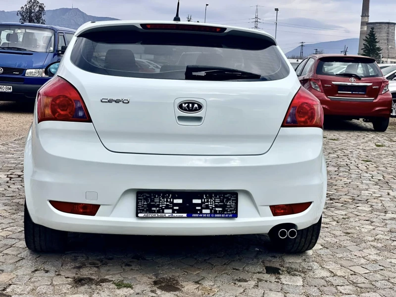 Kia Ceed 1.6 , снимка 4 - Автомобили и джипове - 48129798