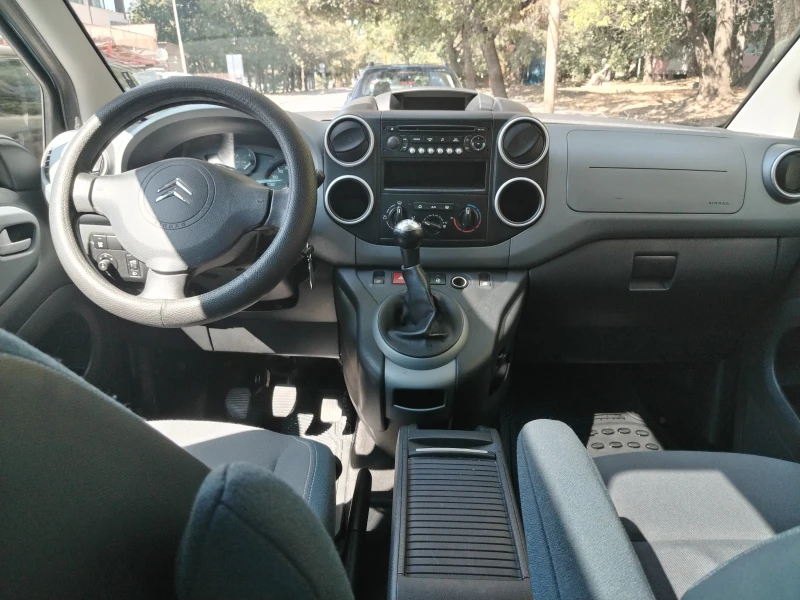 Citroen Berlingo, снимка 4 - Автомобили и джипове - 49267192