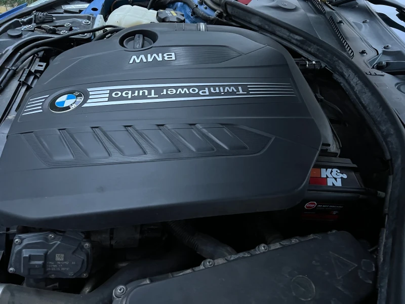 BMW 330, снимка 10 - Автомобили и джипове - 52555596