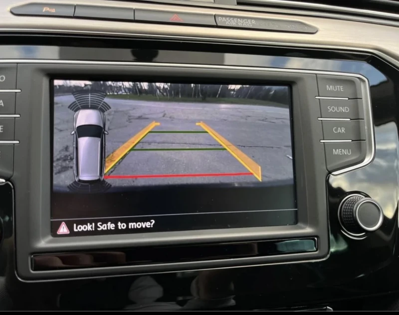 VW Passat 2.0 TDI, снимка 11 - Автомобили и джипове - 52890736