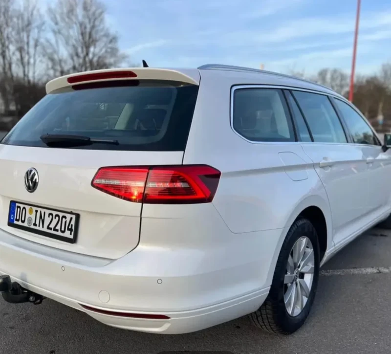VW Passat, снимка 4 - Автомобили и джипове - 53304042