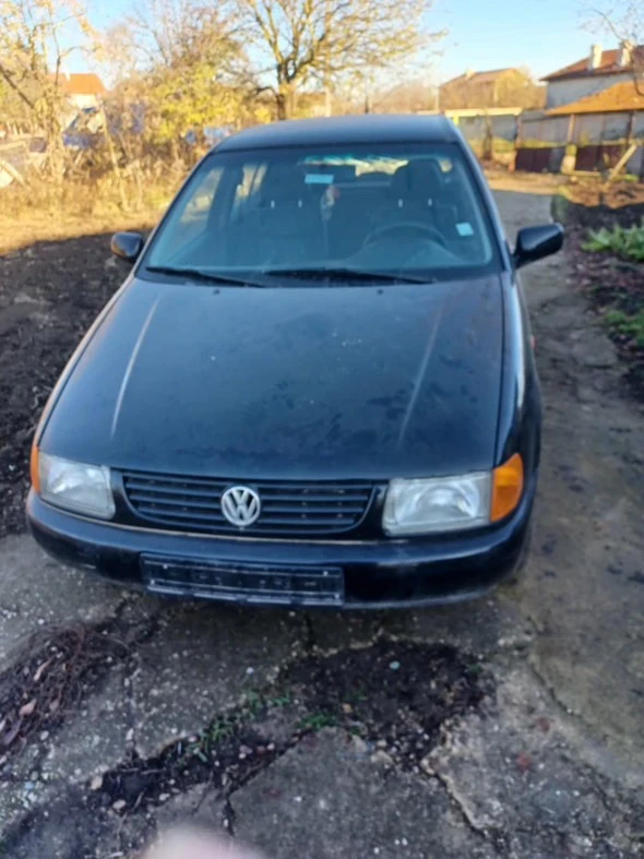 VW Polo 1.6i, снимка 3 - Автомобили и джипове - 48086887