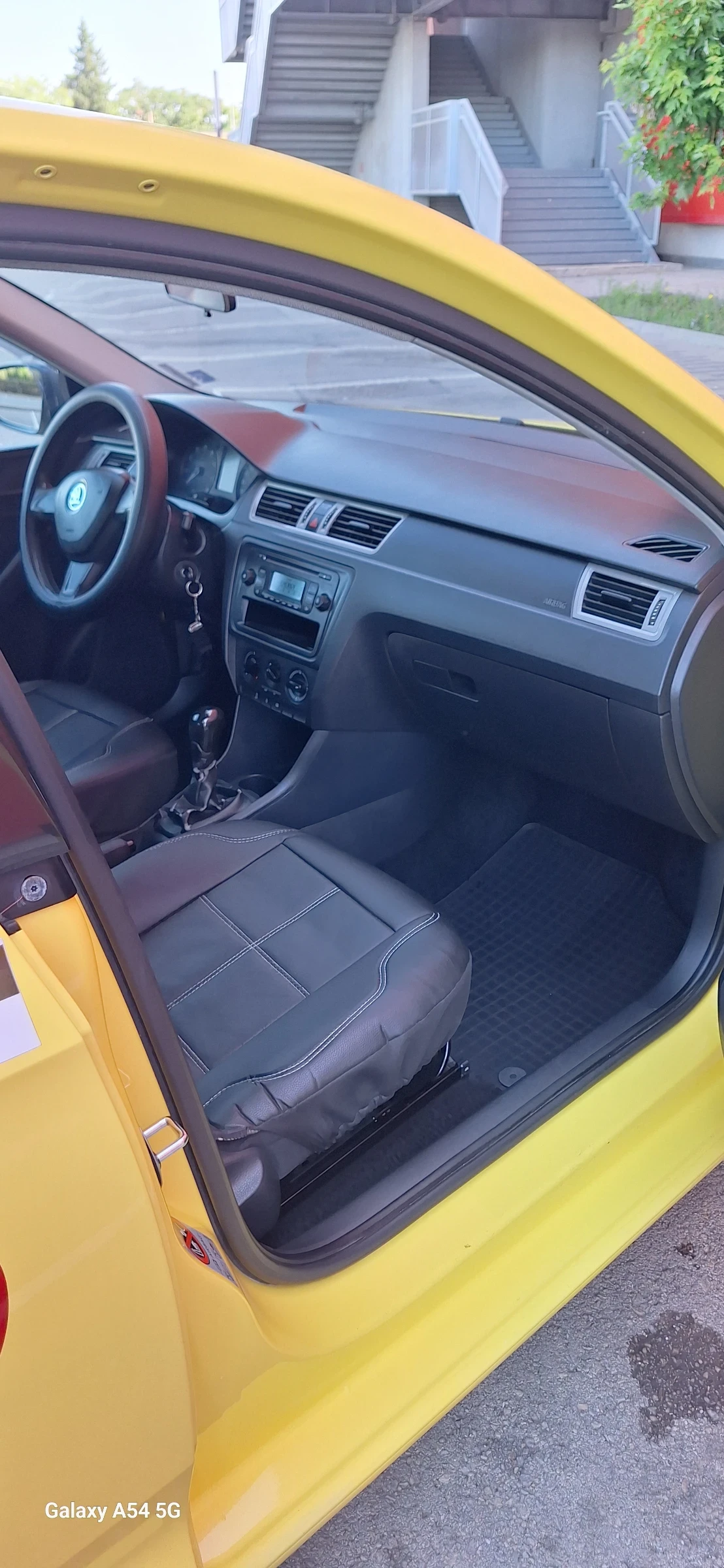 Skoda Rapid 1.2mpi - изображение 6