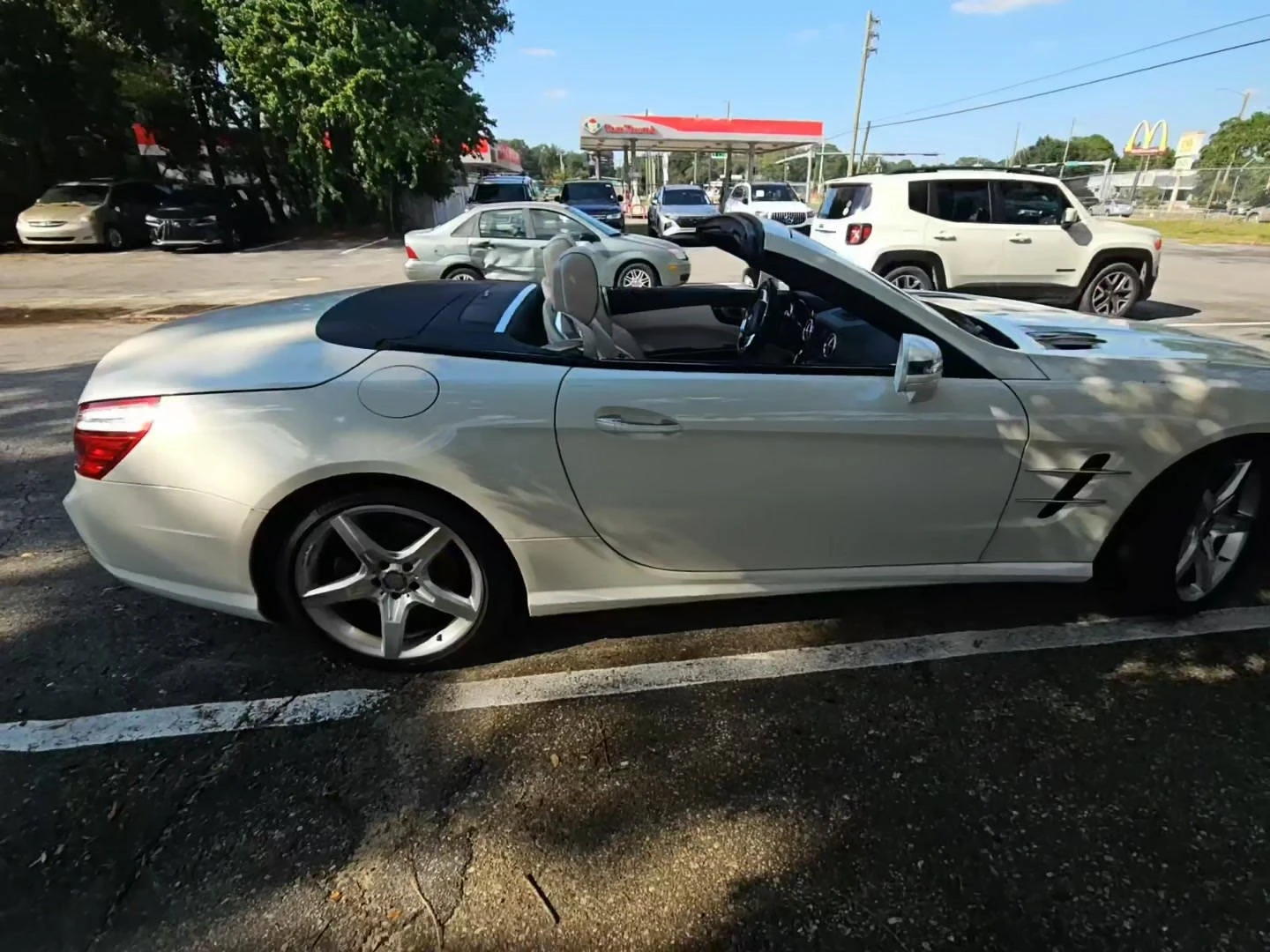 Mercedes-Benz SL 500 AMG PACK* HARMAN* BI-XENON* KEYLESS* AMBIENT - изображение 5