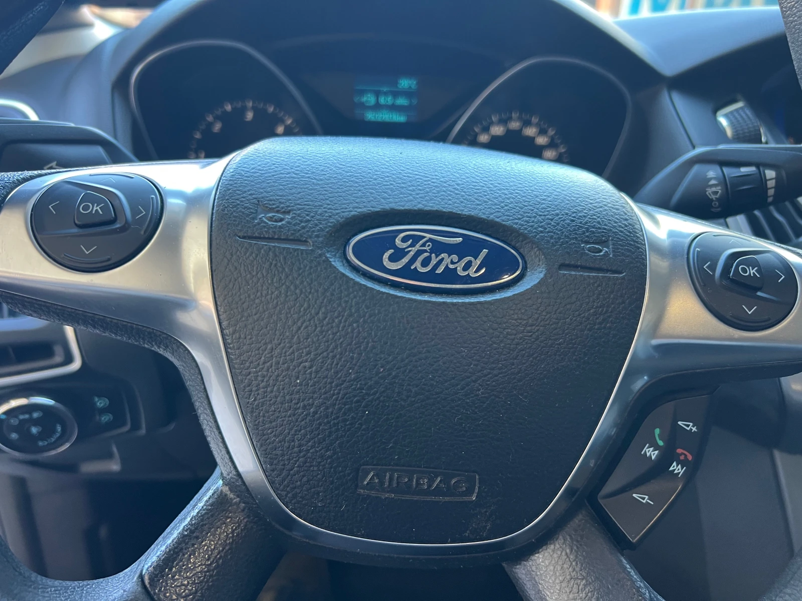 Ford Focus   | Mobile.bg   17