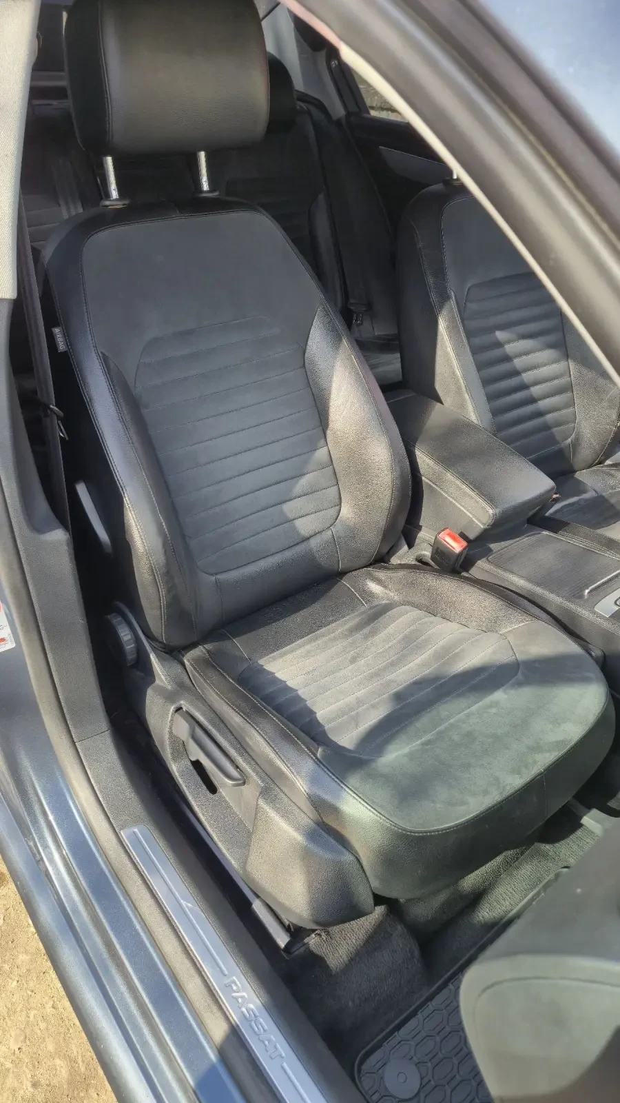 VW Passat 2.0TDI/170/DSG/HIGHLINE, снимка 12 - Автомобили и джипове - 53861529