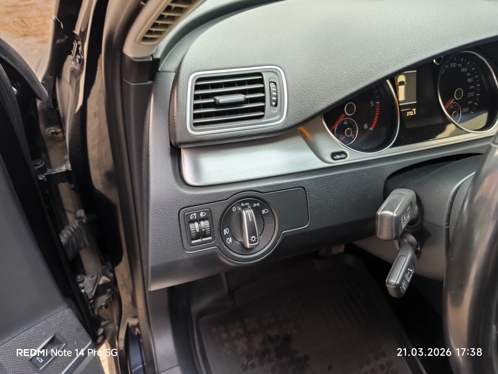 VW Passat, снимка 15 - Автомобили и джипове - 53953487