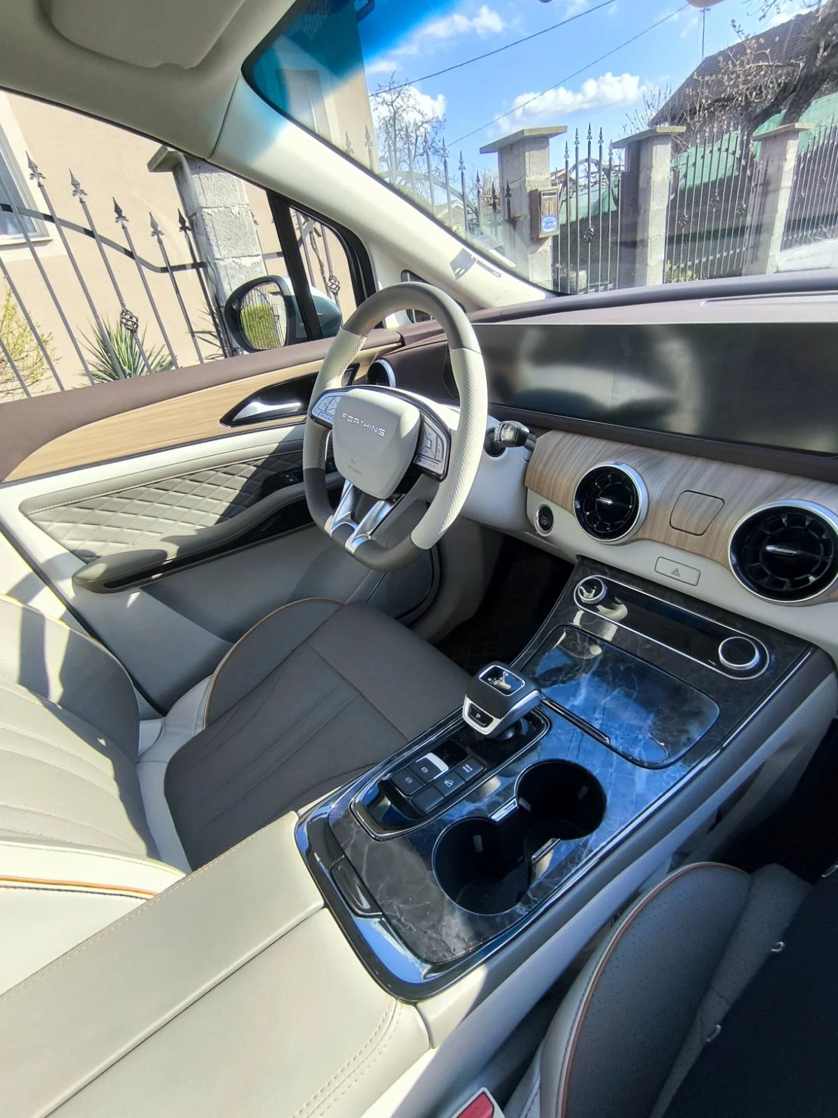 DONGFENG M4-YACHT, снимка 7 - Автомобили и джипове - 54101934