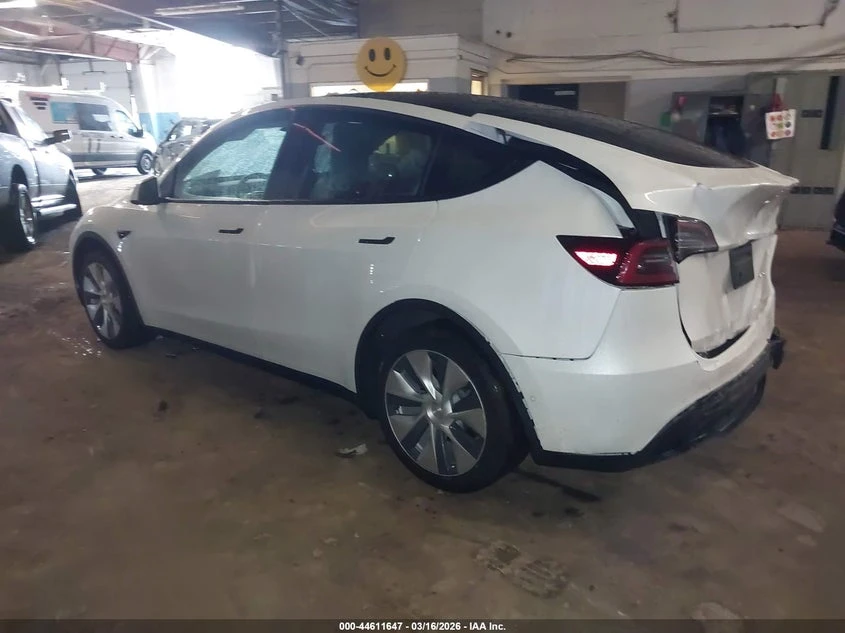 Tesla Model Y Long Range Dual Motor All-Wheel Drive, снимка 3 - Автомобили и джипове - 54306708