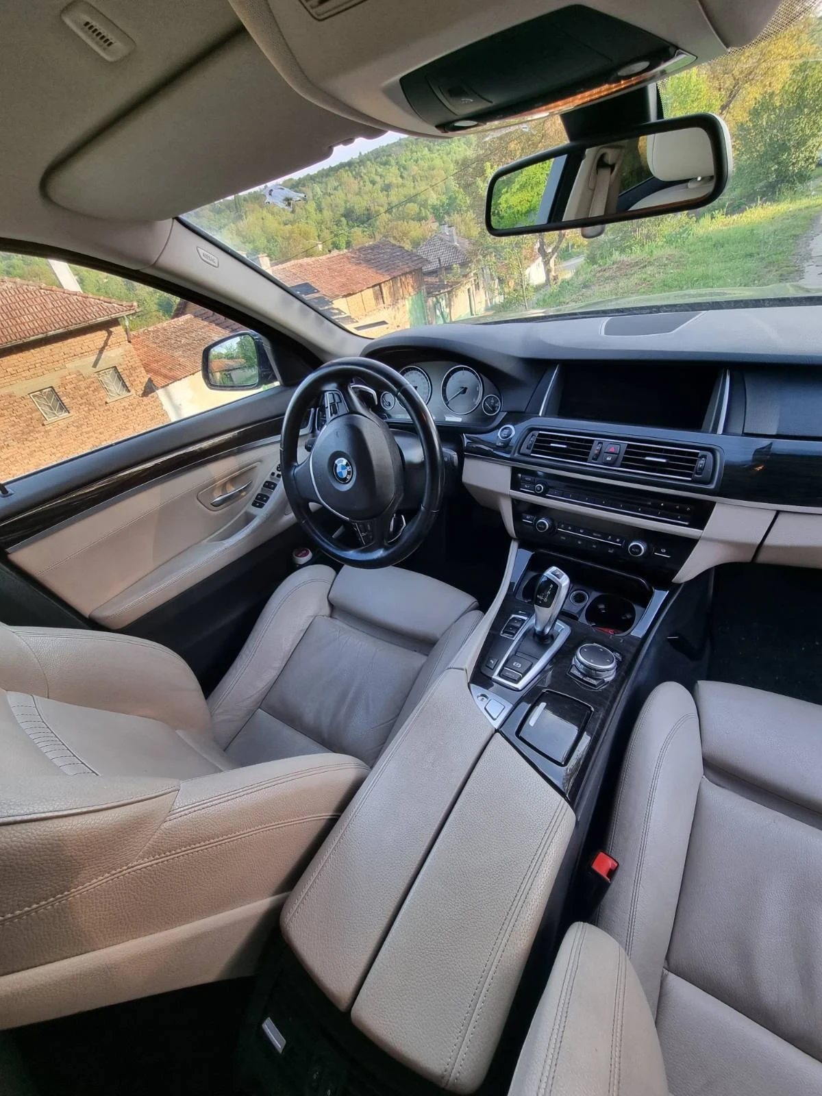 BMW 520 Luxury , снимка 9 - Автомобили и джипове - 54495120