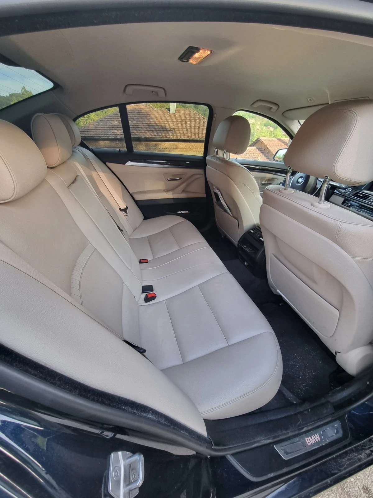 BMW 520 Luxury , снимка 10 - Автомобили и джипове - 54495120