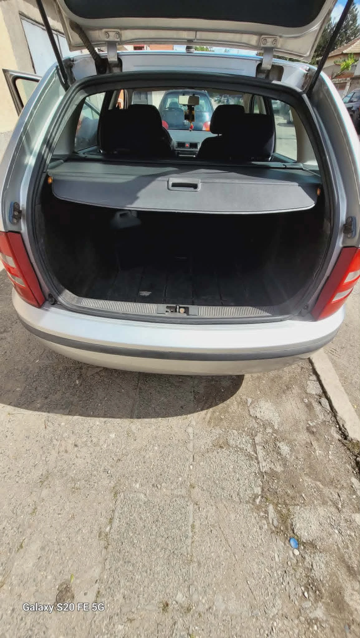 Skoda Fabia, снимка 3 - Автомобили и джипове - 54582760
