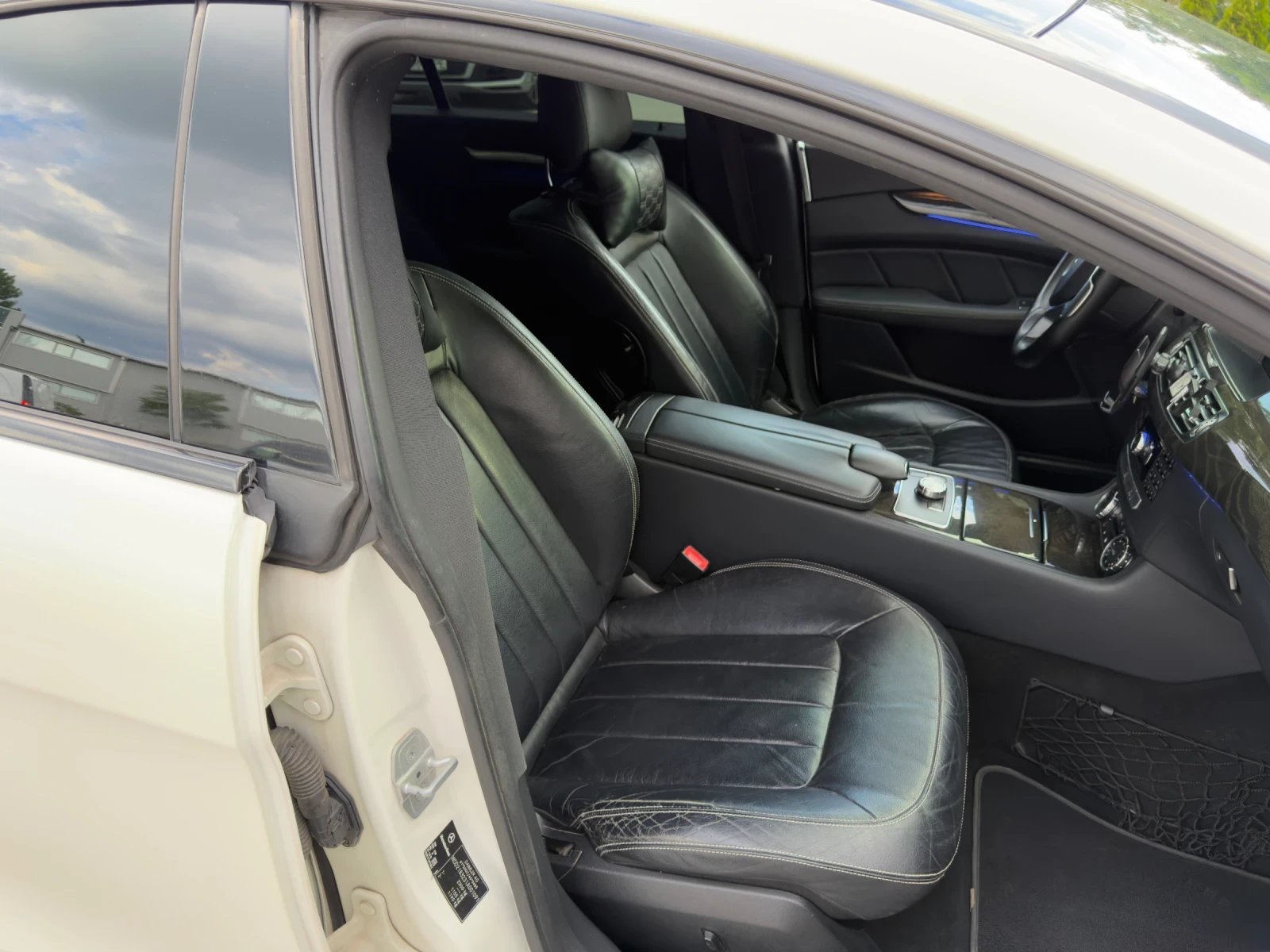 Mercedes-Benz CLS 350 350, снимка 11 - Автомобили и джипове - 54692311