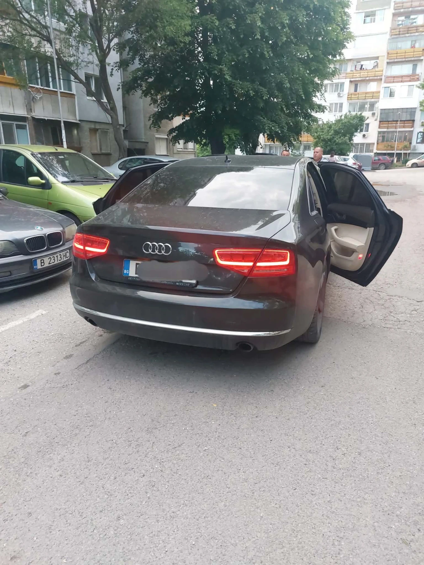 Audi A8, снимка 3 - Автомобили и джипове - 54714269