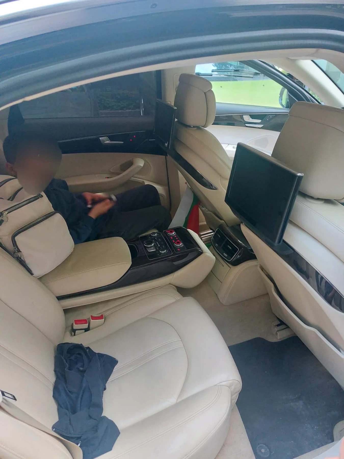 Audi A8, снимка 6 - Автомобили и джипове - 54714269