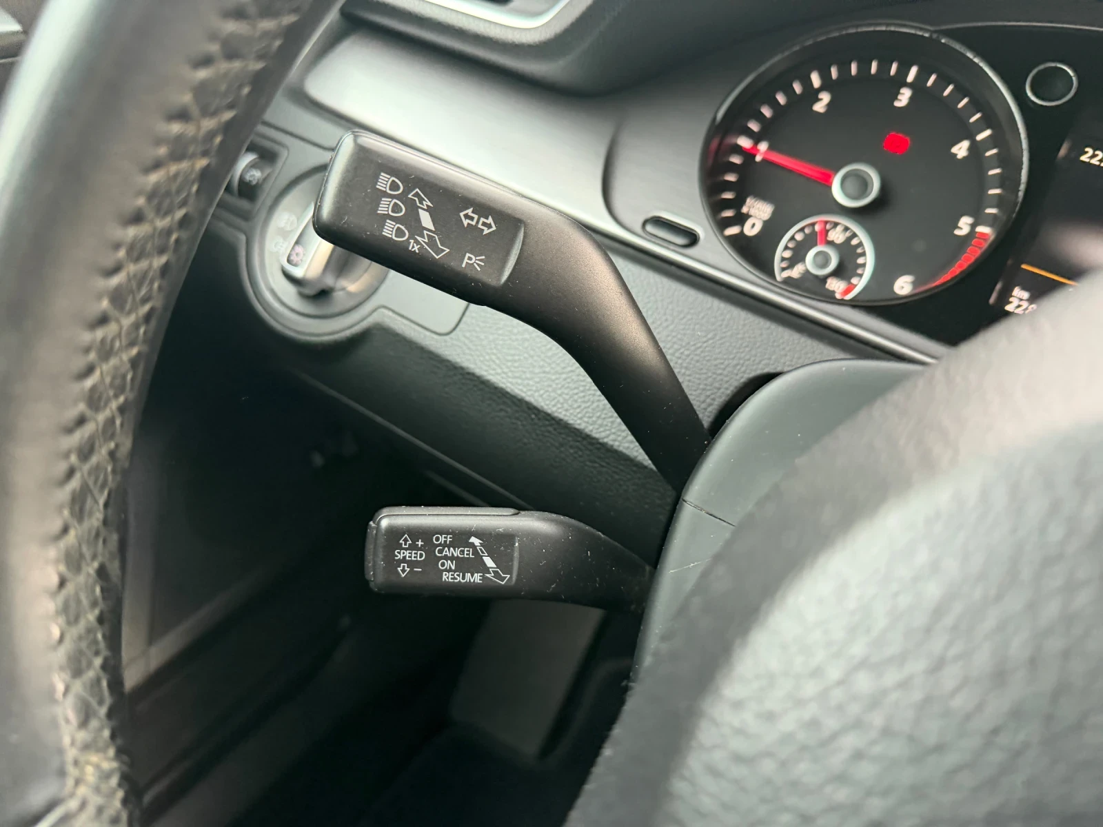 VW Passat 2.0TDI Led Euro5B, снимка 14 - Автомобили и джипове - 54870124