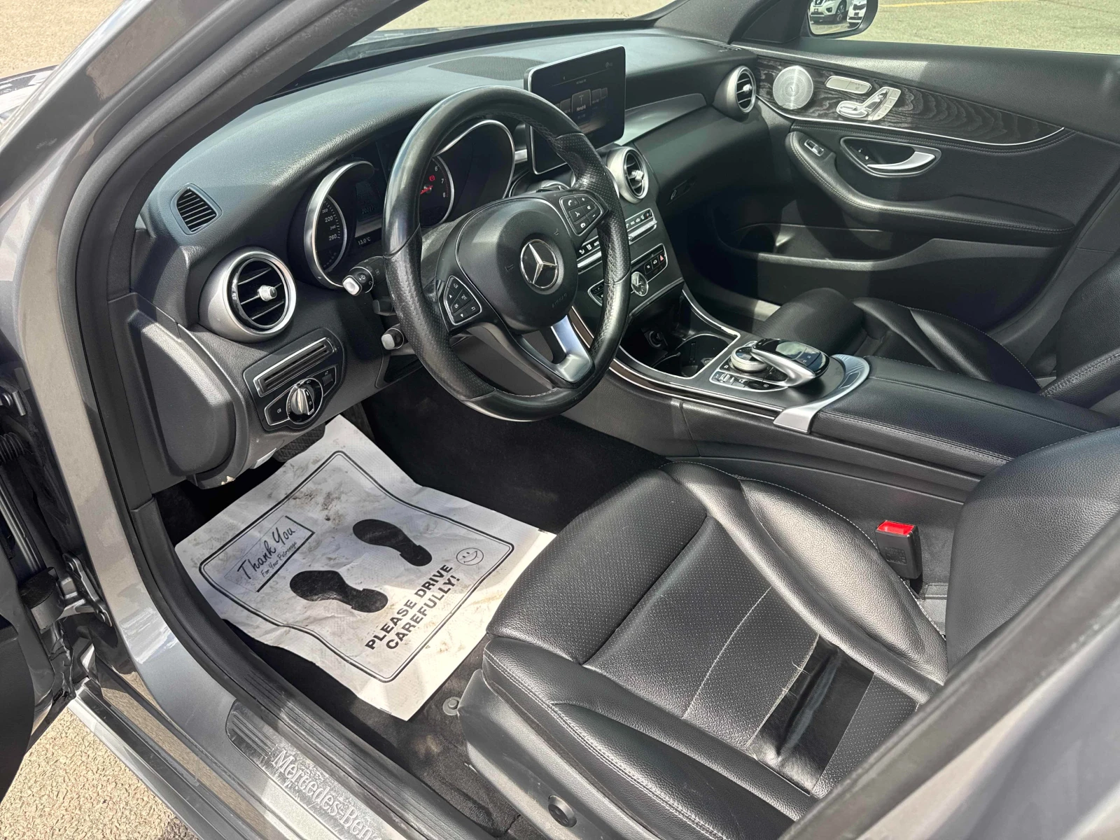Mercedes-Benz C 400 Чист CARFAX / Memory / Burmester / MultiBeam LED /, снимка 8 - Автомобили и джипове - 54883191