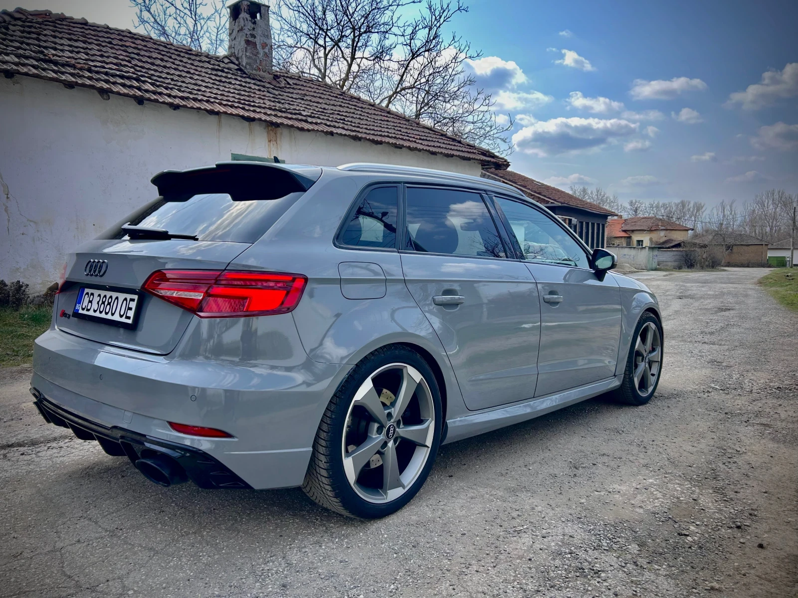 Audi Rs3, снимка 2 - Автомобили и джипове - 54946496